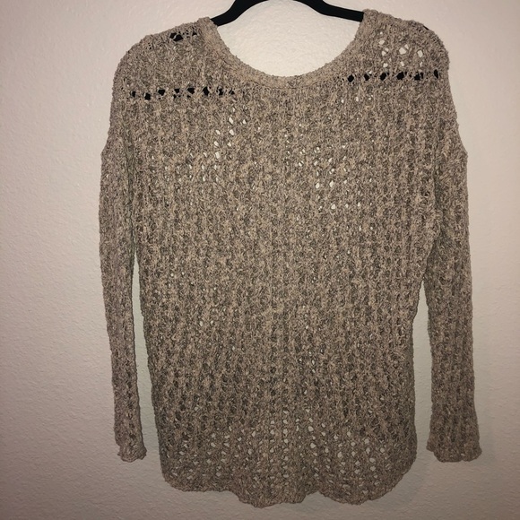 American Eagle Sweater - Size Small - Worn Once! - Picture 2 of 2